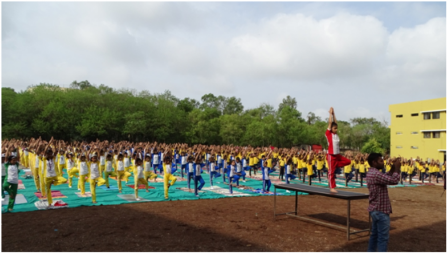 Yoga_Day_1  H x